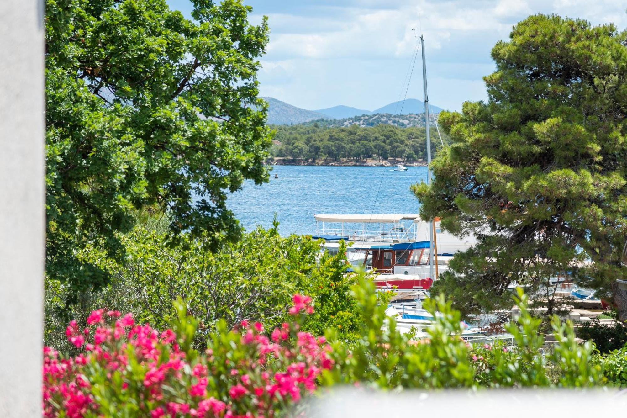 Апартаменты Jadrija Bay Шибеник Экстерьер фото